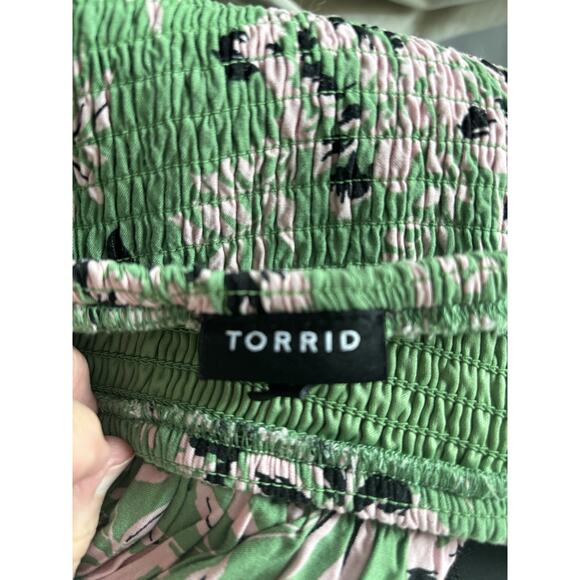 Torrid Sz 3 Plus Size Midi Dress Smocked Bodice Green Pink Flowers Cottagecore - Picture 6 of 8